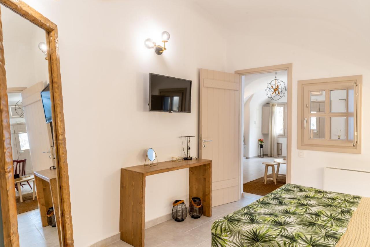 Wine And Yard Caves Hotel Pyrgos Kallistis ภายนอก รูปภาพ