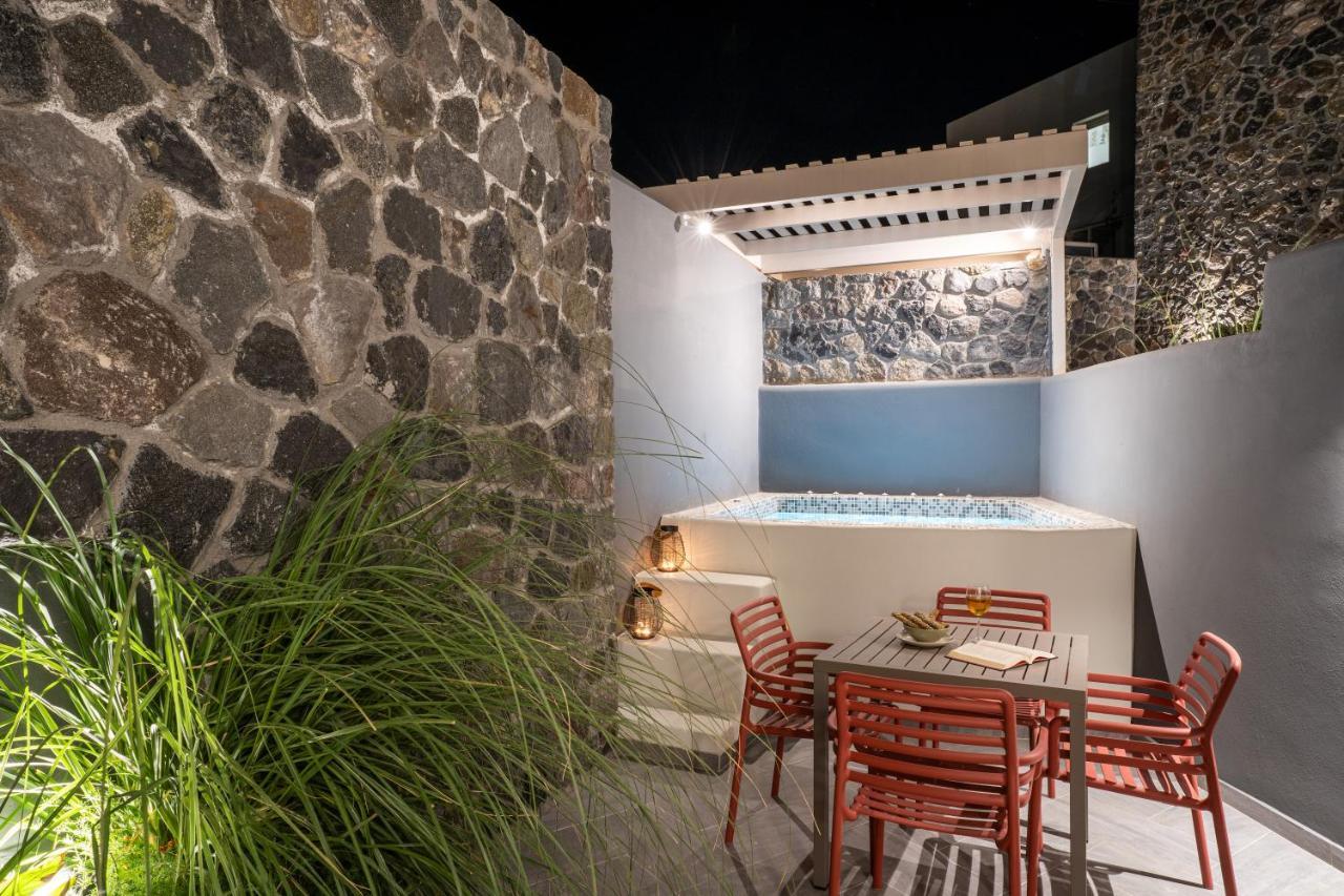 Wine And Yard Caves Hotel Pyrgos Kallistis ภายนอก รูปภาพ